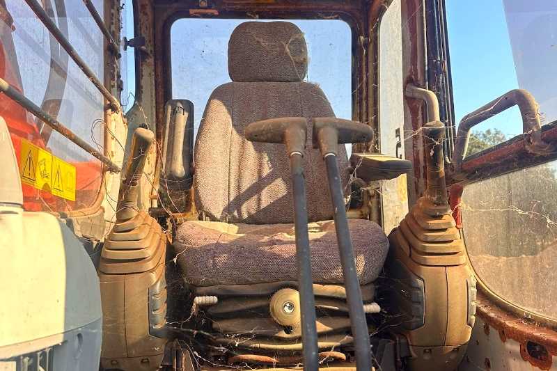 OmecoHub - Immagine FIAT HITACHI EX215